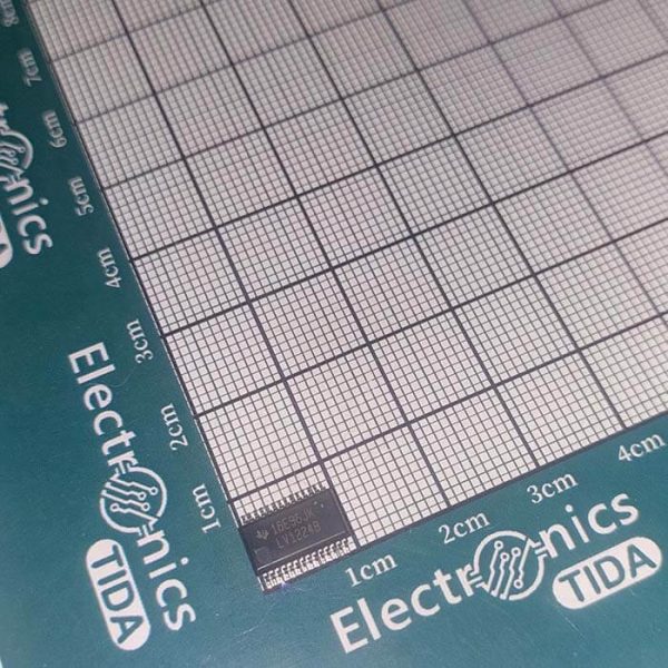 آی‌سی SN65LV1224BDBR از نوع Deserializer با ورودی سریال LVDS و خروجی پارالل، مناسب برای انتقال داده‌های دیجیتال پرسرعت